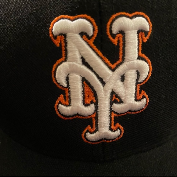 NY METS Baseball Cap.  NWOT - Picture 2 of 7